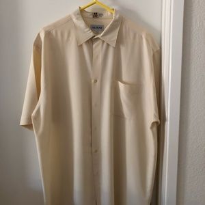 Mens Alfani shirt, beautiful soft butter yellow